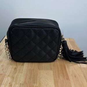 Just Fab City Charm Black Quilted Crossbody Bag